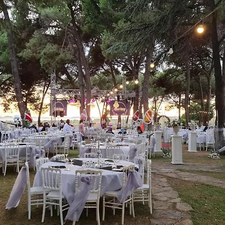 Sporkoey & Club Otel *